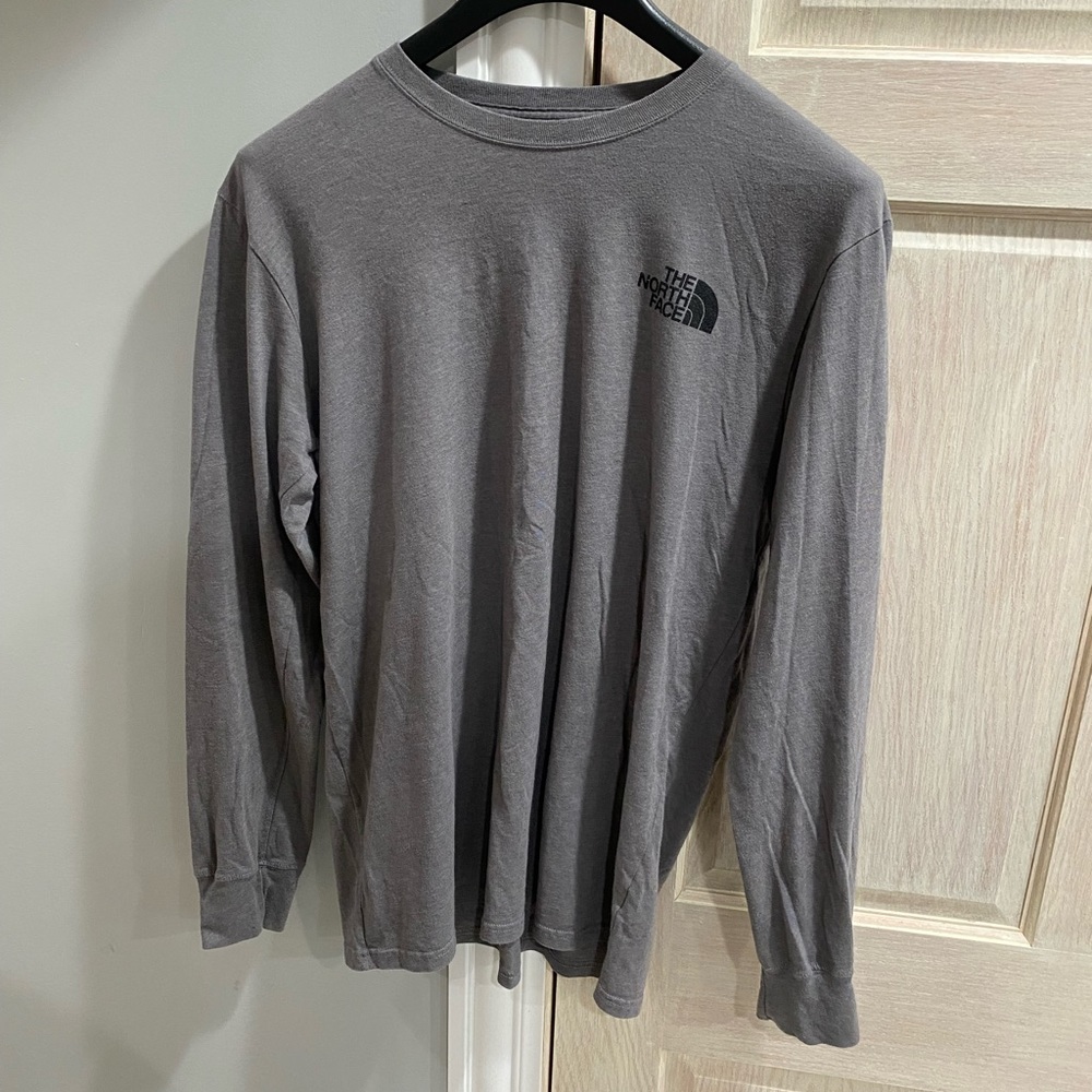 North Face tee